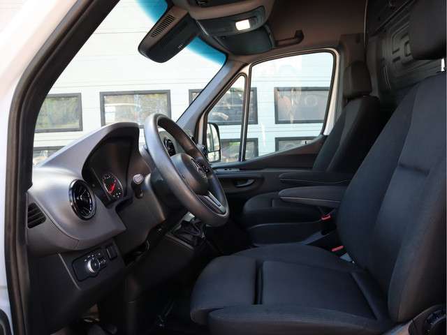 Mercedes-Benz Sprinter 2023 Diesel