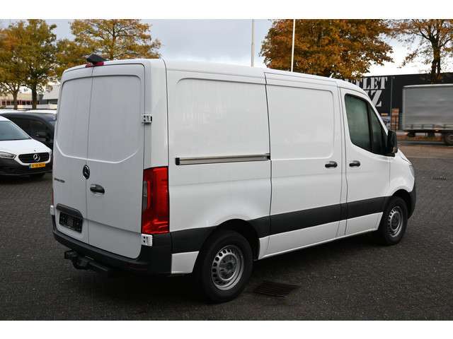 Mercedes-Benz Sprinter 3