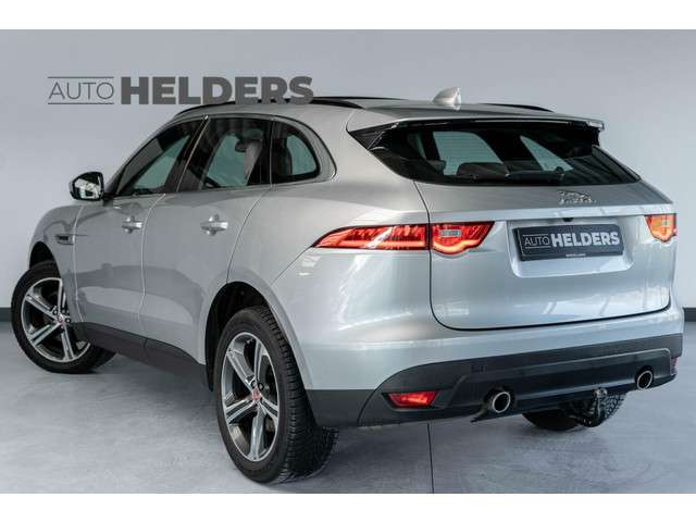 Jaguar F-PACE 2
