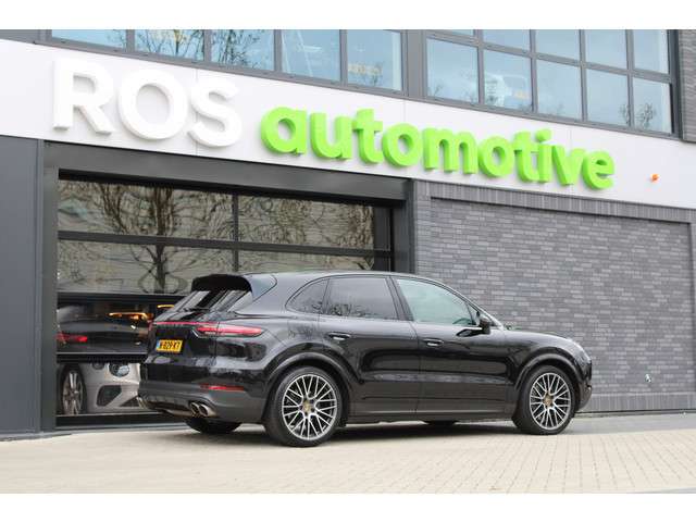 Porsche Cayenne 3
