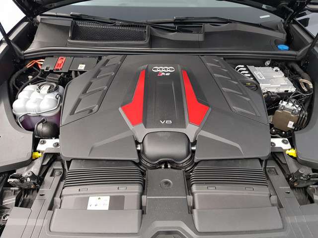 Audi Q8 2021 Benzine