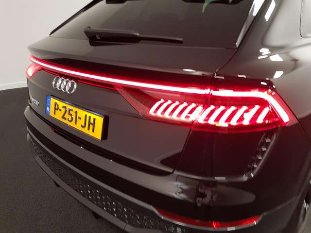 Audi Q8 2021 Benzine
