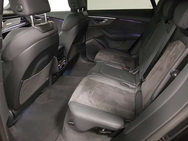 Audi Q8 2021 Benzine