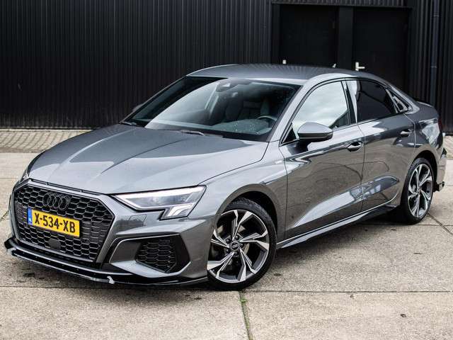 Audi A3 2023 Benzine