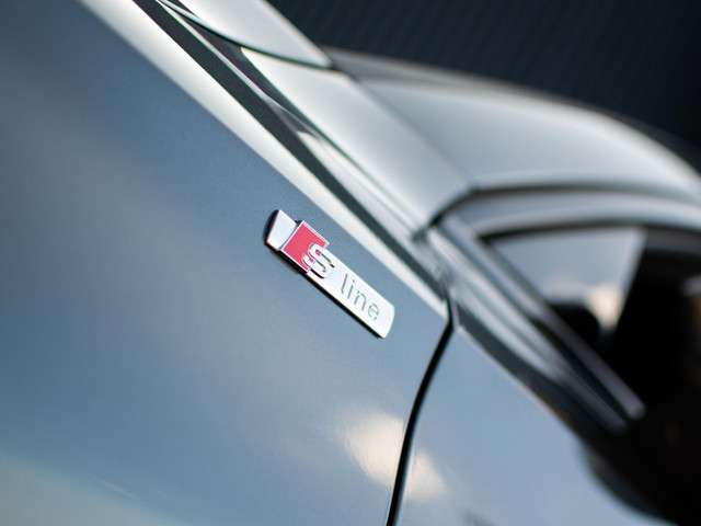 Audi A3 2023 Benzine
