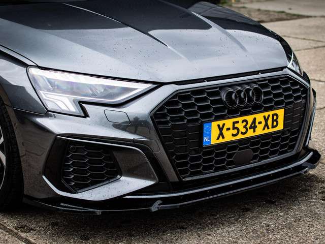 Audi A3 2023 Benzine