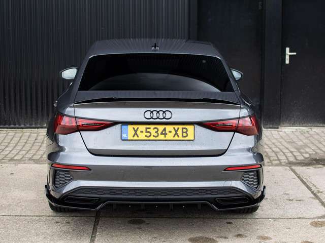 Audi A3 2023 Benzine
