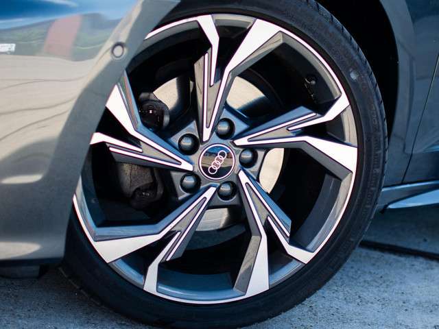 Audi A3 2023 Benzine