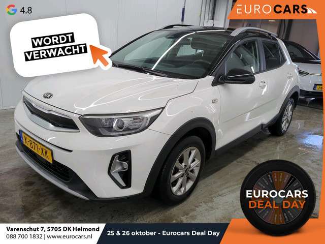 Kia Stonic 1.0 T-GDi 120pk MHEV DynamicLine Auto. Navigatie Apple Carplay/Android Auto Camera Parkeersensoren achter Cruise Control Lichtmetalen velgen Airco