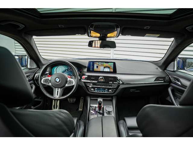 BMW M5 2