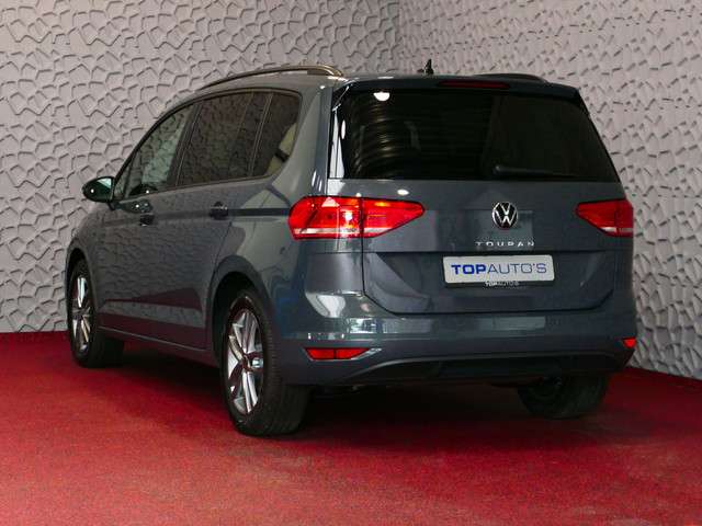Volkswagen Touran 2