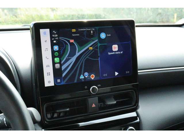 Toyota Yaris Cross 3