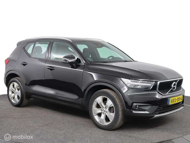 Volvo XC40 3