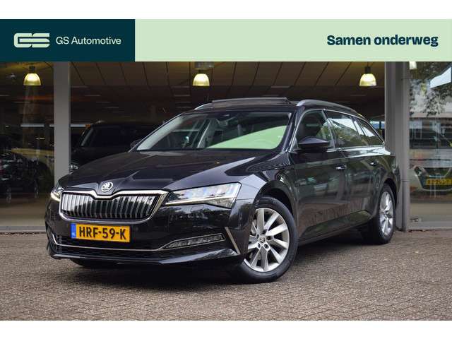 Skoda Superb Combi 1.4 TSI iV Business VOLLE AUTO / Wegkl. Trekhaak!