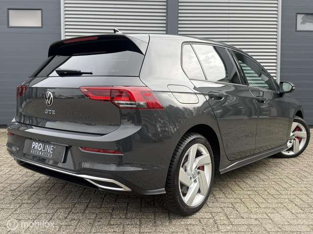 Volkswagen Golf 2
