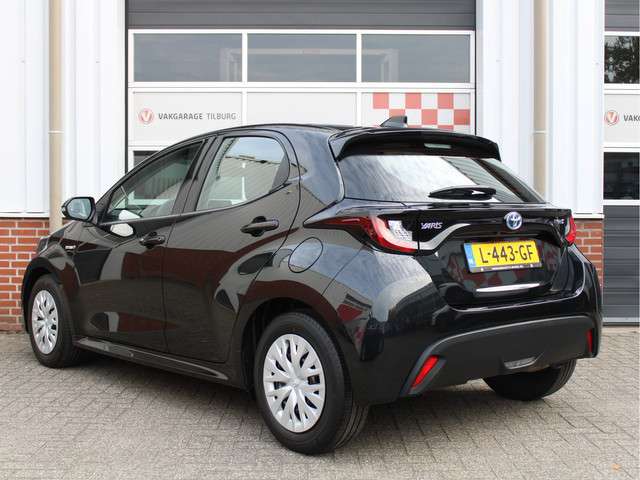 Toyota Yaris 2