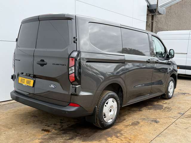 Ford Transit Custom 3