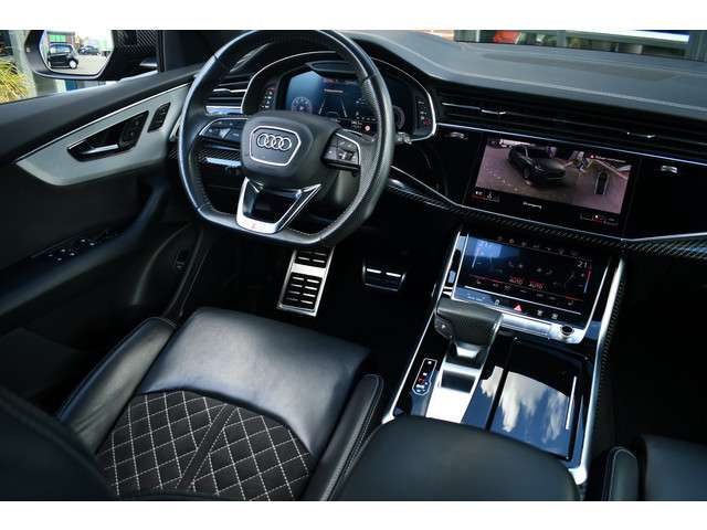 Audi Q8 3