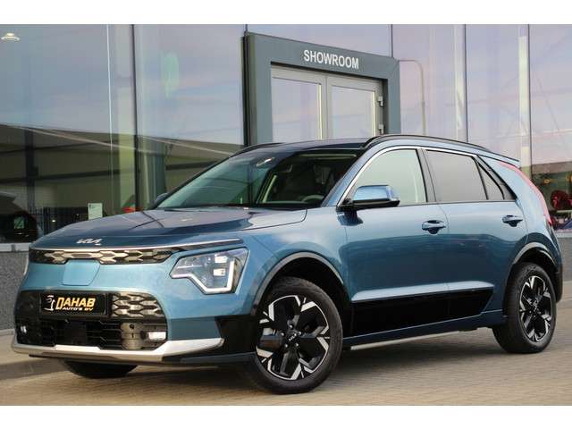 Kia e-Niro DynamicPlusLine 64,8 kWh 204PK | Achterruitrijcamera | Stoel/Stuurverwarming | Elect Stoelen |