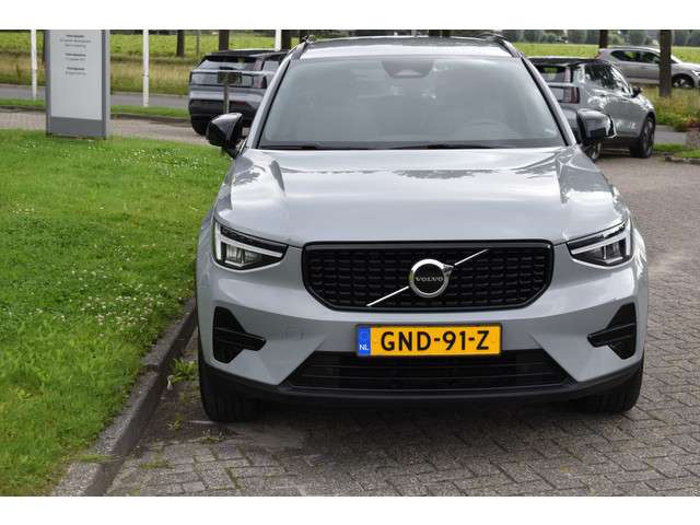 Volvo XC40 3