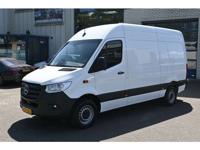 Mercedes-Benz Sprinter 317 cdi l2h2 pro navigatie met camera, geveerde verwarmde stoel foto 3
