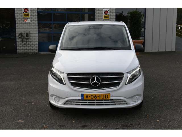 Mercedes-Benz Vito 2