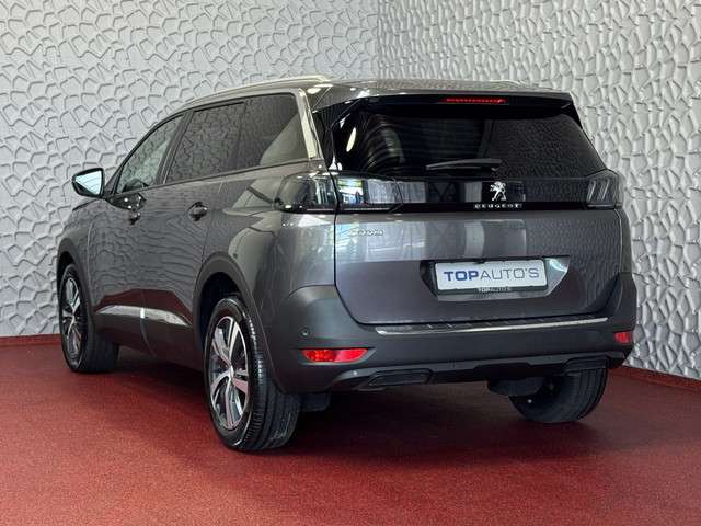 Peugeot 5008 2