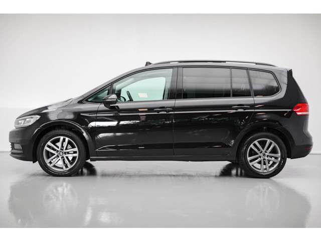 Volkswagen Touran 2