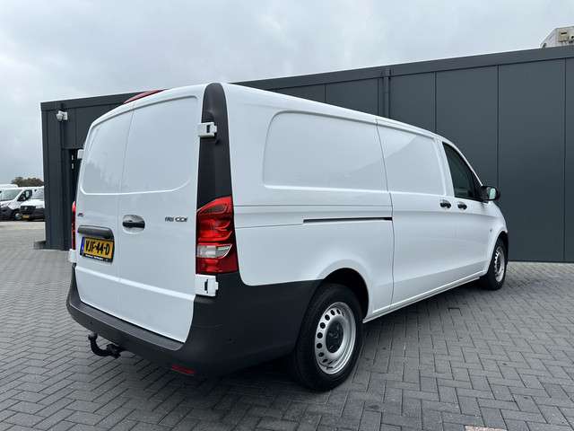 Mercedes-Benz Vito 2