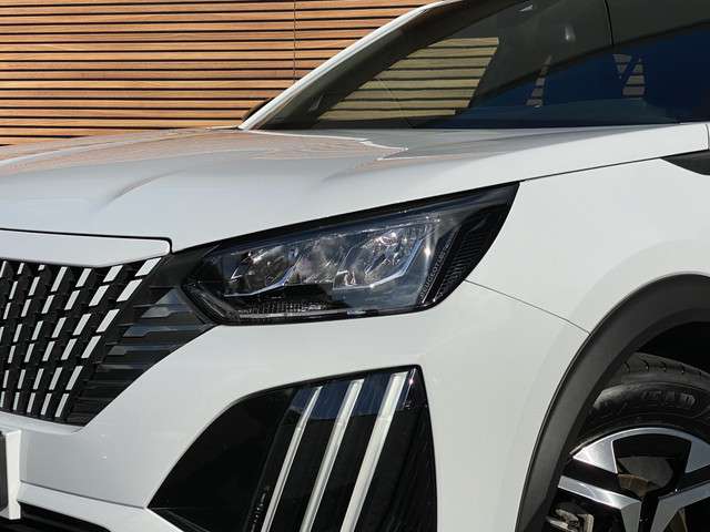 Peugeot 2008 3