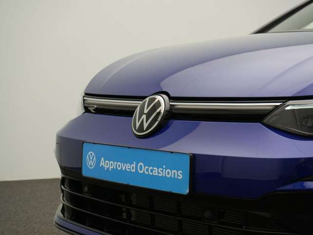 Volkswagen Golf 2023 Benzine