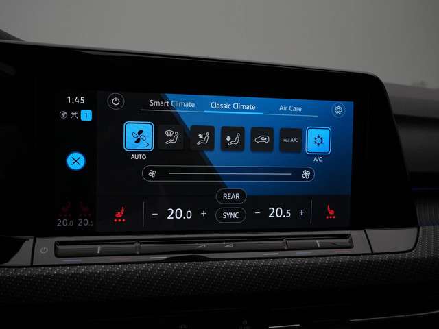Volkswagen Golf 2023 Benzine