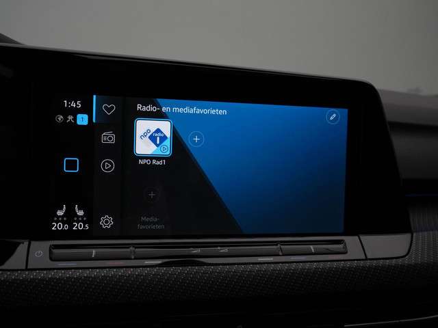 Volkswagen Golf 2023 Benzine