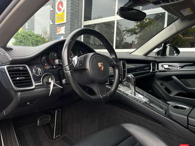 Porsche Panamera 2