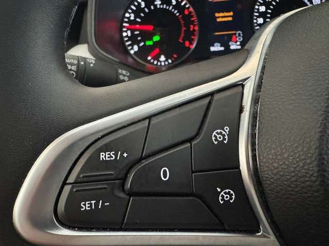 Renault Clio 2023 Benzine