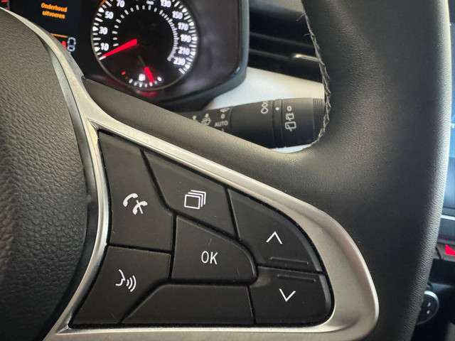 Renault Clio 2023 Benzine