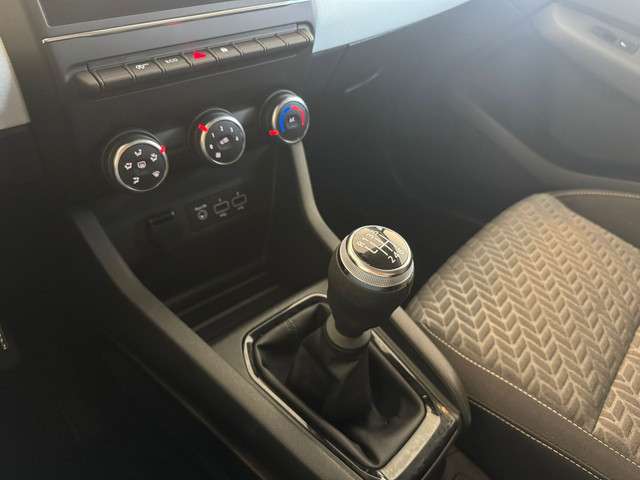 Renault Clio 2023 Benzine