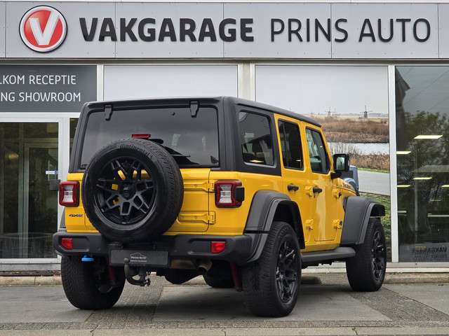Jeep Wrangler 2