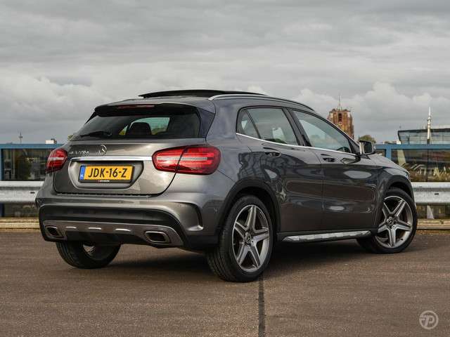 Mercedes-Benz GLA 3
