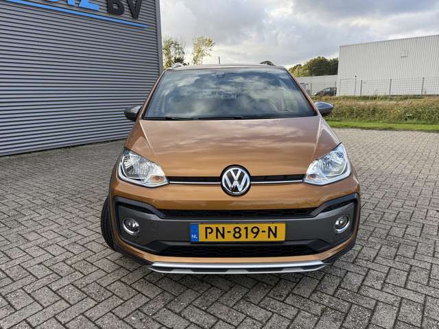 Volkswagen up! 3