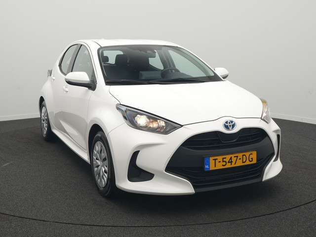 Toyota Yaris 2