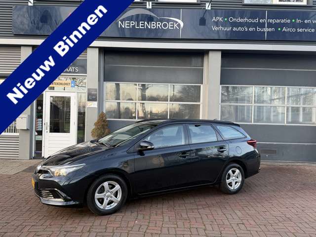 Toyota Auris 2015 Benzine