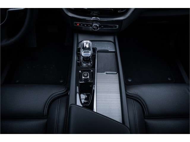 Volvo XC60 2024 Hybride