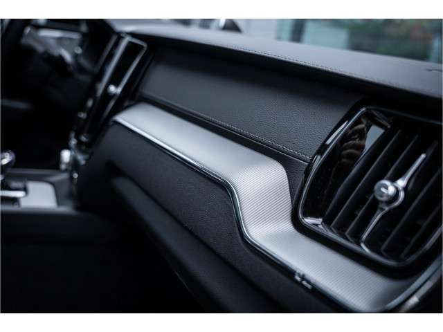 Volvo XC60 2024 Hybride