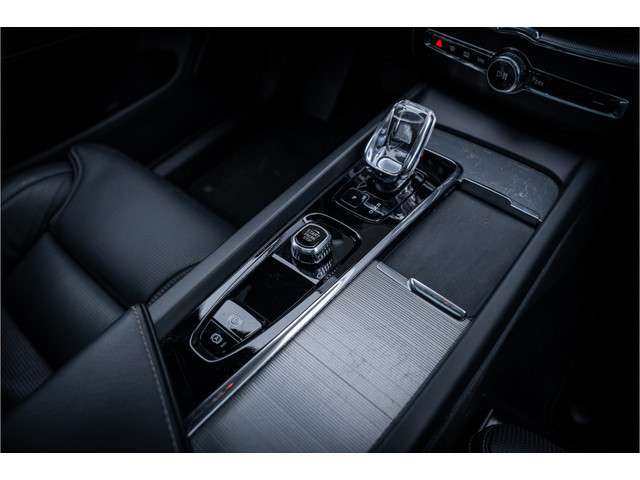 Volvo XC60 2024 Hybride