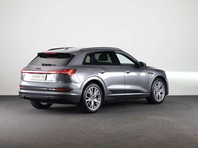 Audi e-tron 2022 Electrisch