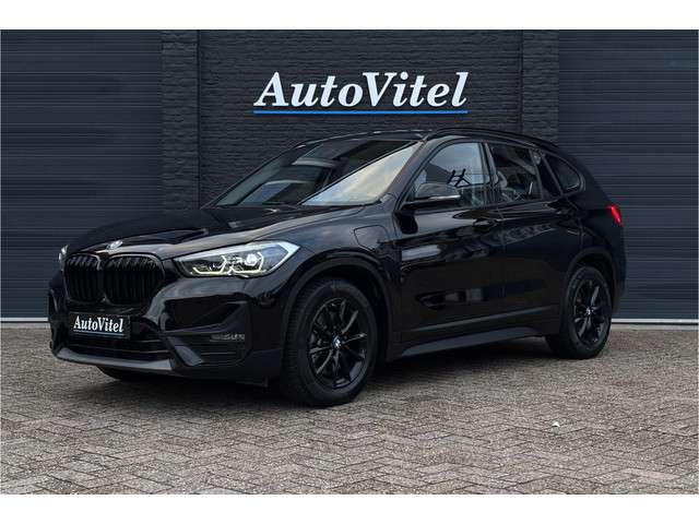 BMW X1 xDrive25e | Elektrische Klep | PDC V + A | LED | Apple Carplay | DAB