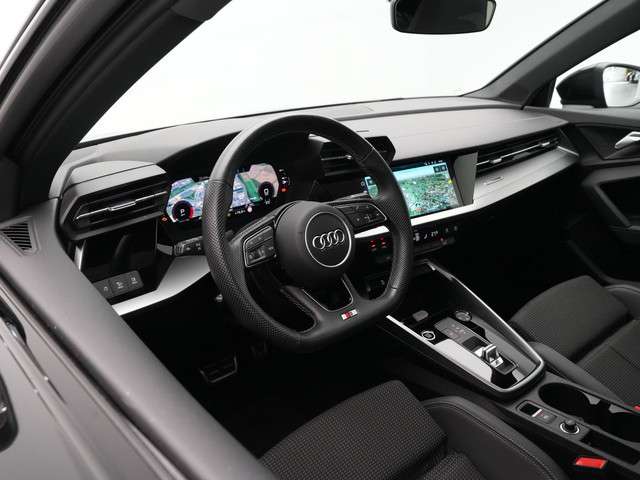 Audi A3 2023 Benzine
