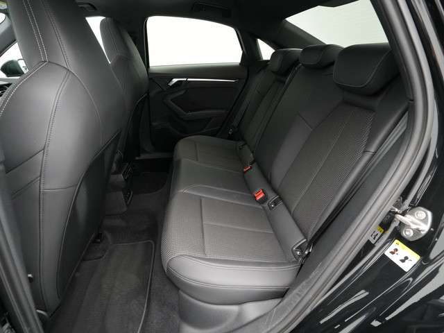 Audi A3 2023 Benzine