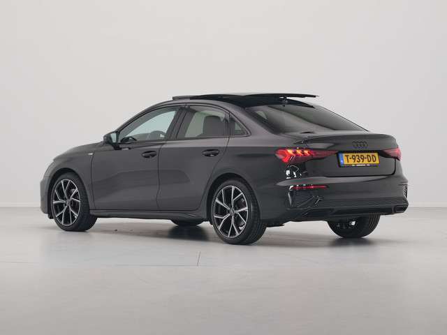 Audi A3 2023 Benzine